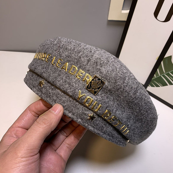 Új modell női gyapjú sapka több színben felirattal