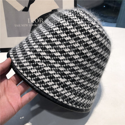 Ženska ležerna karirana kapa pogodna za zimu