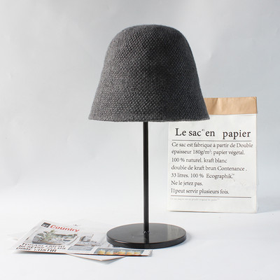 Alkalmi női sapka típusú idióta