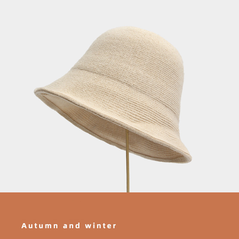 Φθινοπωρινό-χειμερινό μάλλινο καπέλο