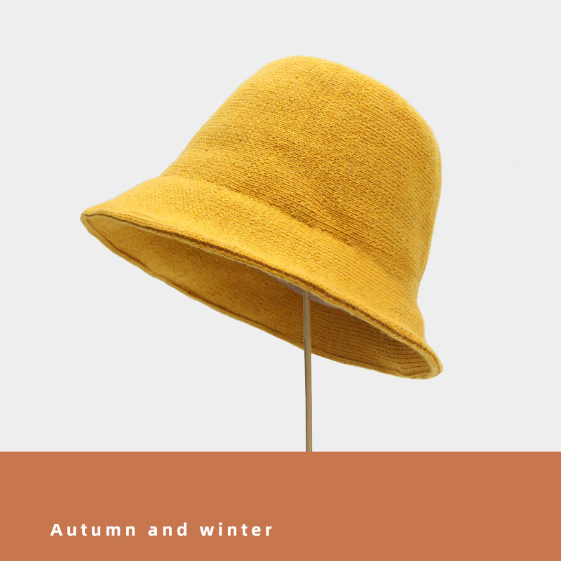 Φθινοπωρινό-χειμερινό μάλλινο καπέλο