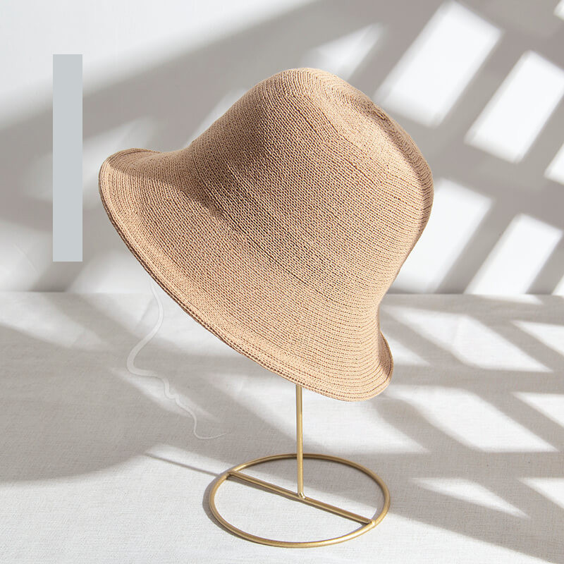 Φθινοπωρινό-χειμερινό μάλλινο καπέλο