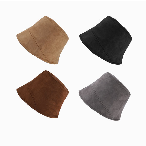 Modern női sapka öko velúrból