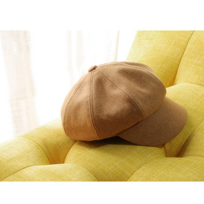 Μοντέρνο καπέλο μπερέ φθινοπώρου-χειμερινό