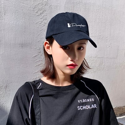 Alkalmi női sapka napellenzővel több modellben