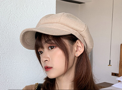 Μάλλινο μπερέ φθινοπώρου-χειμερινό για γυναίκες