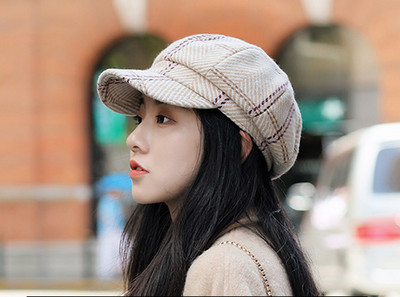 Μάλλινο μπερέ φθινοπώρου-χειμερινό για γυναίκες