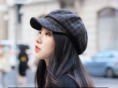 Μάλλινο μπερέ φθινοπώρου-χειμερινό για γυναίκες