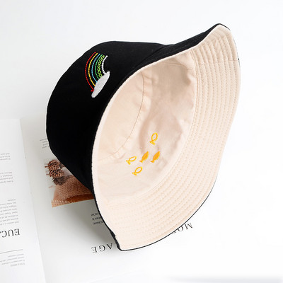 Γυναικείο καπέλο διπλής όψης με κεντήματα σε διάφορα χρώματα