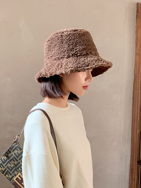 Modern női sapka+sál szett