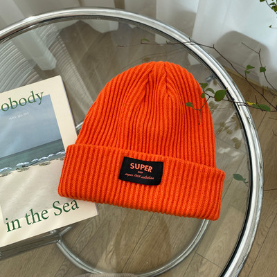 Casual πλεκτό γυναικείο καπέλο με έμβλημα