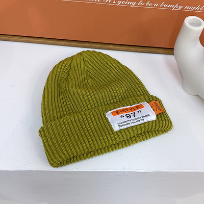 Casual πλεκτό γυναικείο καπέλο με έμβλημα