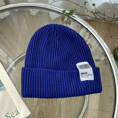 Casual πλεκτό γυναικείο καπέλο με έμβλημα