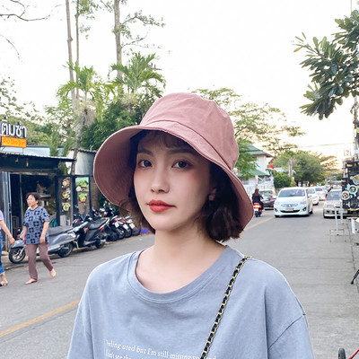 Γυναικείο κορυφαίο καπέλο σε διάφορα μοντέλα