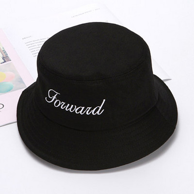 Μοντέρνο καπέλο σε διάφορα μοντέλα κατάλληλα για άνδρες και γυναίκες