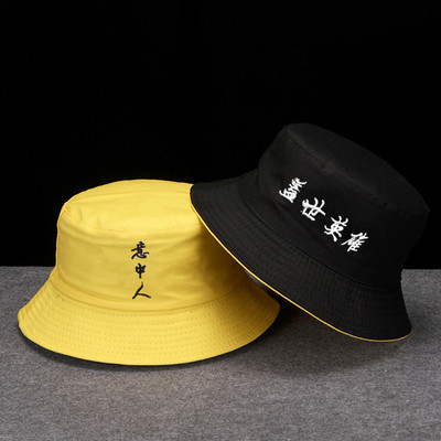 Μοντέρνο καπέλο σε διάφορα μοντέλα κατάλληλα για άνδρες και γυναίκες