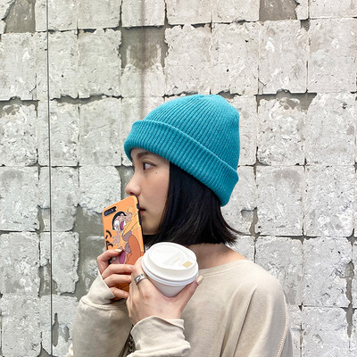 Téli kötött sapka sima mintás