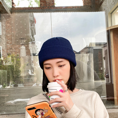 Téli kötött sapka sima mintás