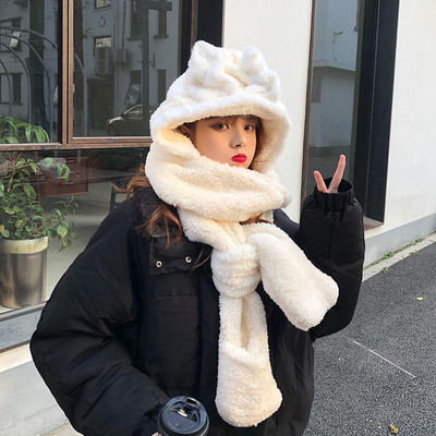 Χειμερινό καπέλο με τρισδιάστατο στοιχείο