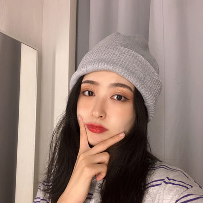 Καθημερινό γυναικείο μάλλινο καπέλο - κατάλληλο για το χειμώνα