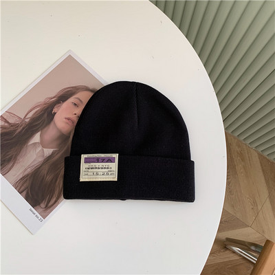 Καθημερινό πλεκτό καπέλο με έμβλημα