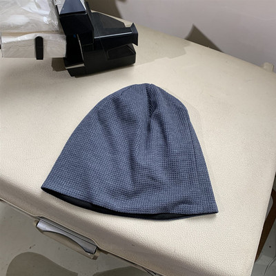 Hétköznapi női téli sapka - tiszta modell