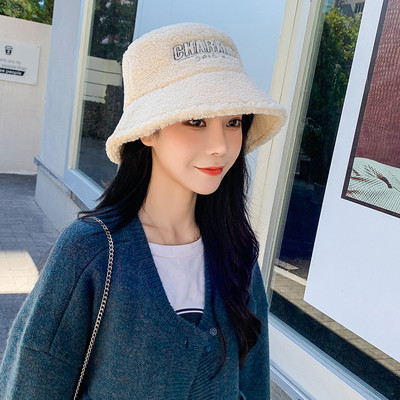 Καθημερινό γυναικείο καπέλο με κέντημα