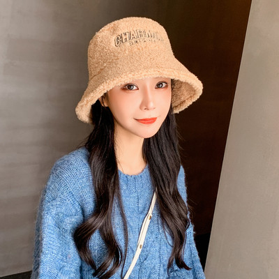 Καθημερινό γυναικείο καπέλο με κέντημα