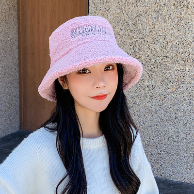 Καθημερινό γυναικείο καπέλο με κέντημα