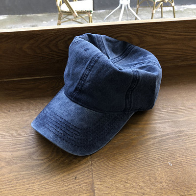 Καπέλο κλασικό μοντέλο με γείσο κατάλληλο για άνδρες και γυναίκες