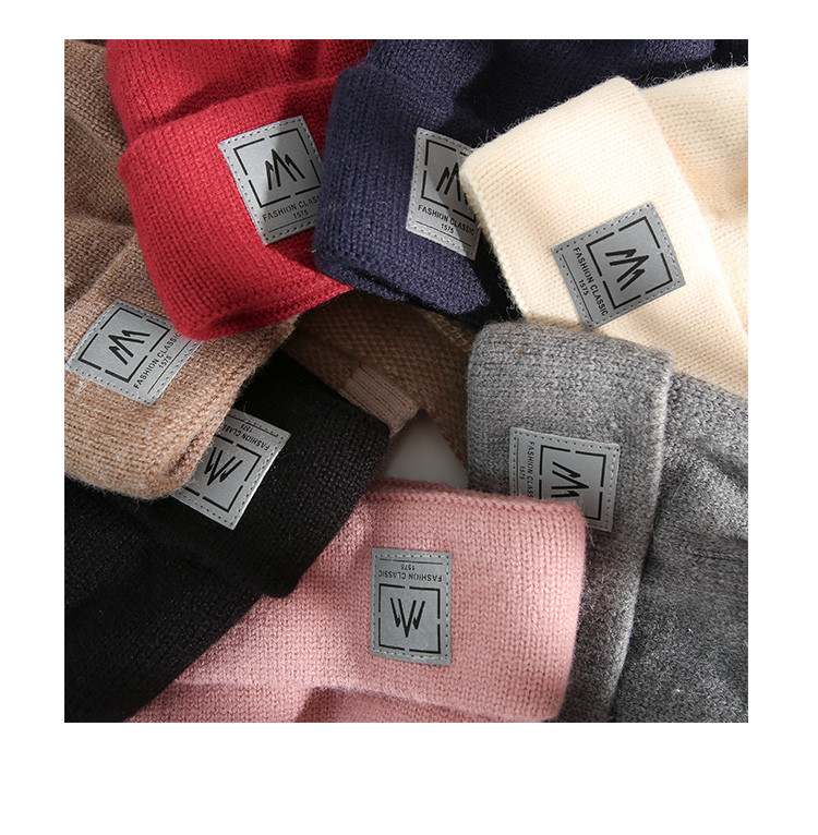 Női kötött téli sapka