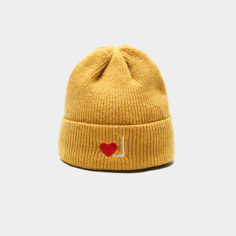 Női kötött téli sapka