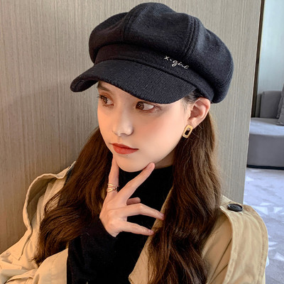 Modern női sapka napellenzővel - retro stílusú