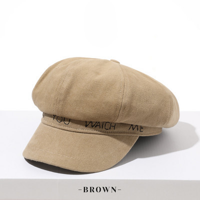 Modern női sapka napellenzővel - retro stílusú