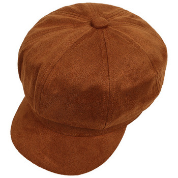 Зимна дамска шапка тип каскет