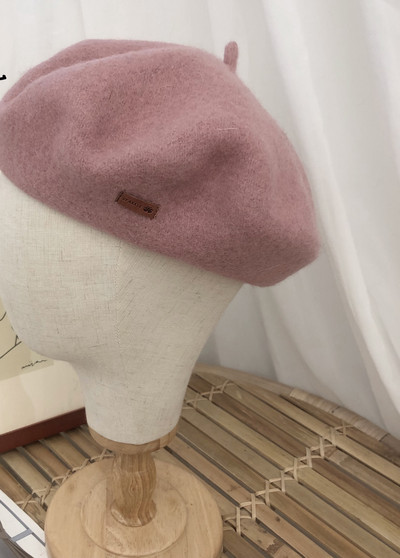 Modern női barett sima modell