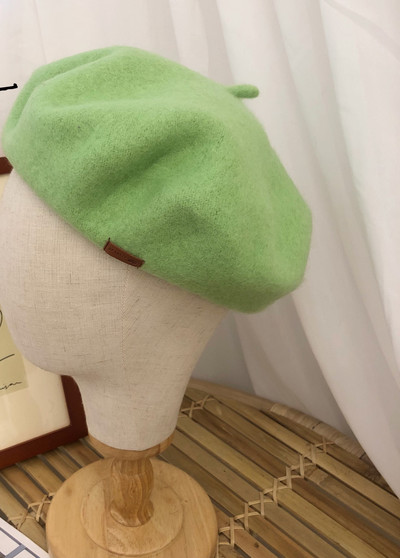 Modern női barett sima modell