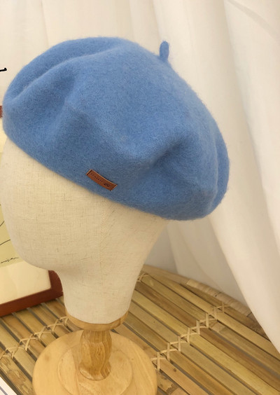 Modern női barett sima modell