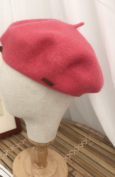 Modern női barett sima modell