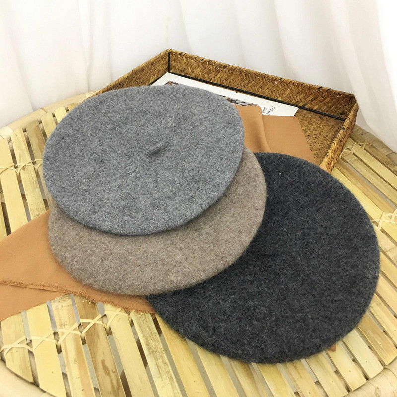 Modern női barett sima modell