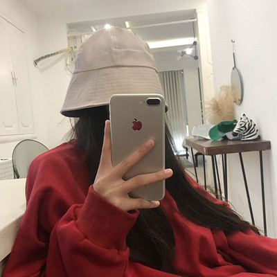 Γυναικείο υφασμάτινο καπέλο