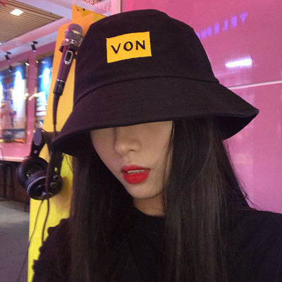 Γυναικείο υφασμάτινο καπέλο