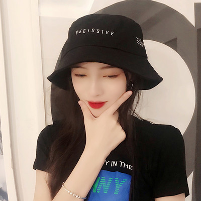 Γυναικείο υφασμάτινο καπέλο