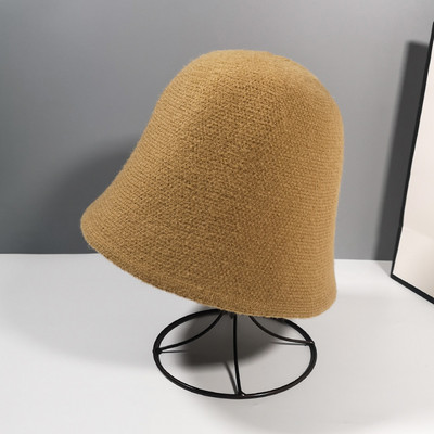 Μοντέλο γυναικείο μάλλινο καπέλο κλασικό μοντέλο