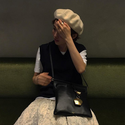 Γυναικείο πλεκτό μπερέ