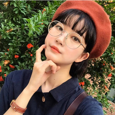 Γυναικείο πλεκτό μπερέ