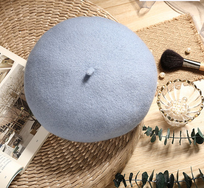 Μοντέρνο  γυναικείο καπέλο κλασικό  μοντέλο τύπου μπερέ