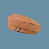 Καθημερινή γυναίκα μπερέ σε δύο μοντέλα