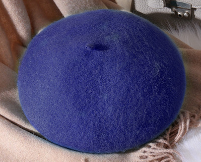 Sima modell téli női beret