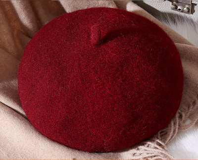 Sima modell téli női beret